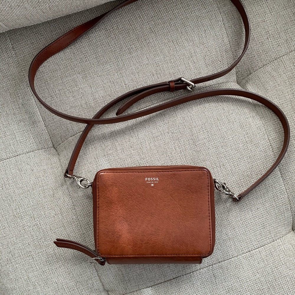 Small Fossil Leather Crossbody Purse